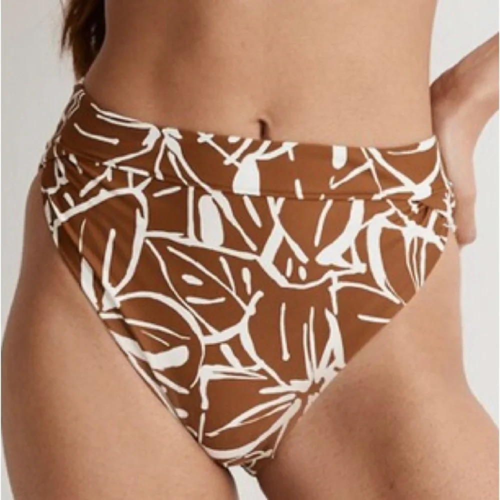 Madewell High-Rise Crossover Bikini Bottom in Abstract Flora Size XXS